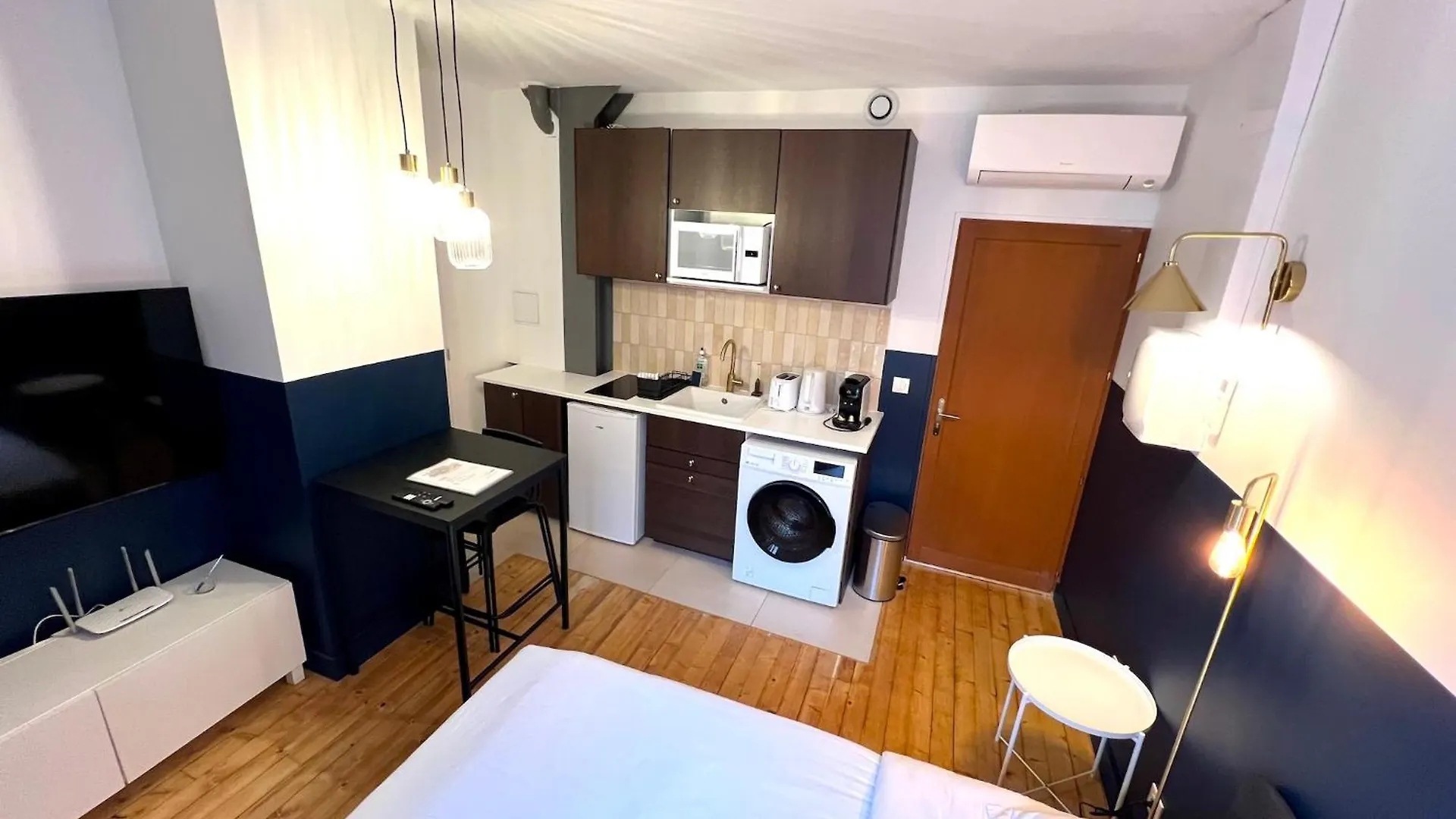 Pere Lachaise Apartment Paris